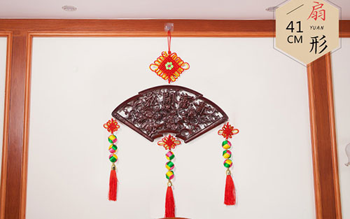凤凰镇中国结挂件实木客厅玄关壁挂装饰品种类大全