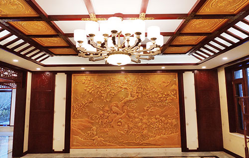 凤凰镇中式别墅客厅中式木作横梁吊顶装饰展示